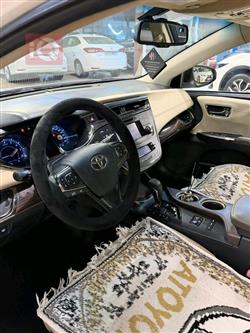 تويوتا أفالون